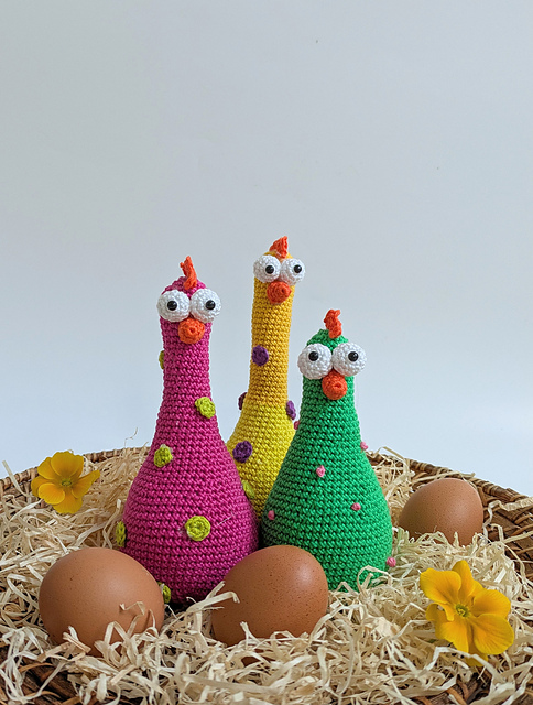 Silly Hens Crochet by MĂĄrta Sipos Silly Hens Crochet by MĂĄrta Sipos